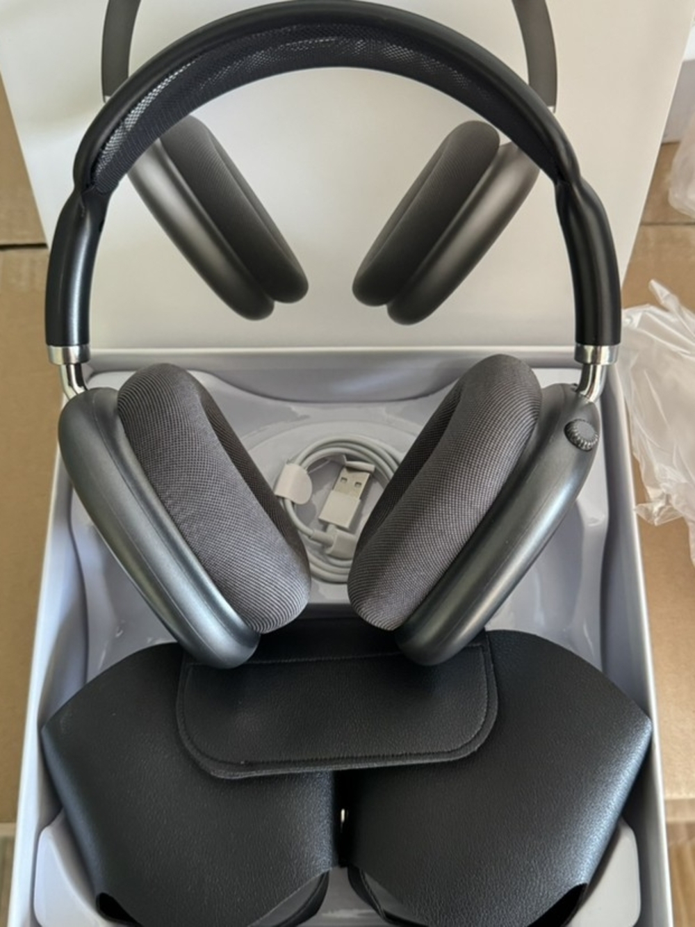 Apple AirPods Max Gray Over-Ear Headphones
